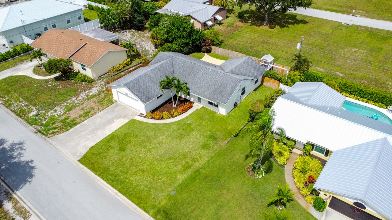 Activo con contrato: $499,000 (3 camas, 2 baños, 1592 Pies cuadrados)