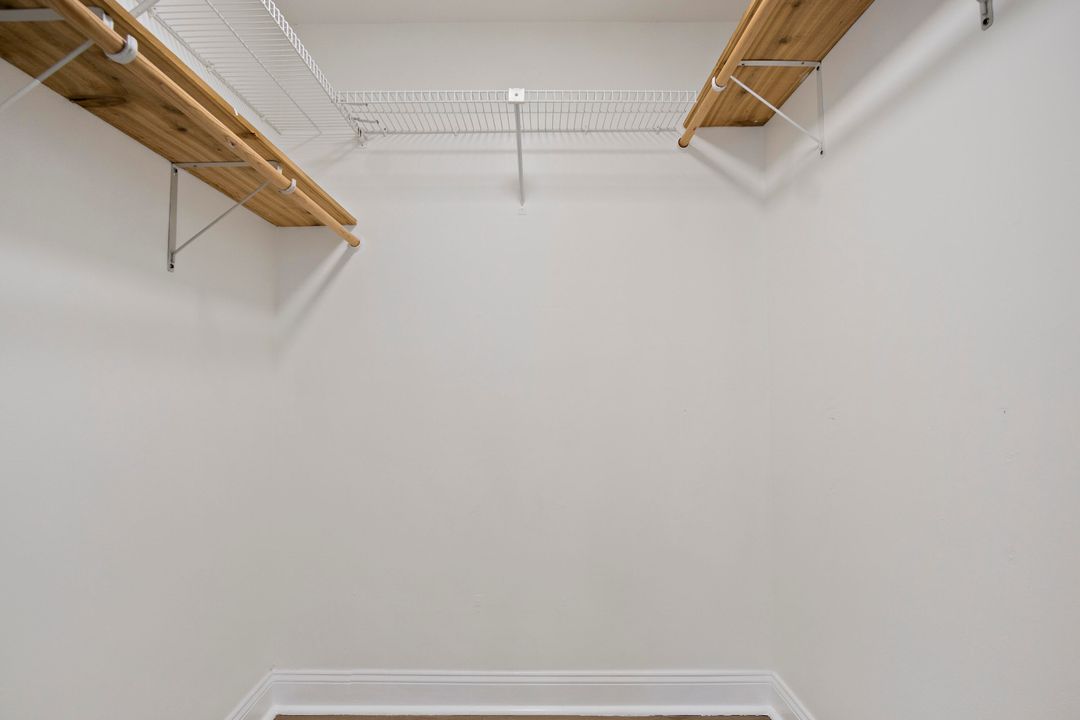 Activo con contrato: $499,000 (3 camas, 2 baños, 1592 Pies cuadrados)