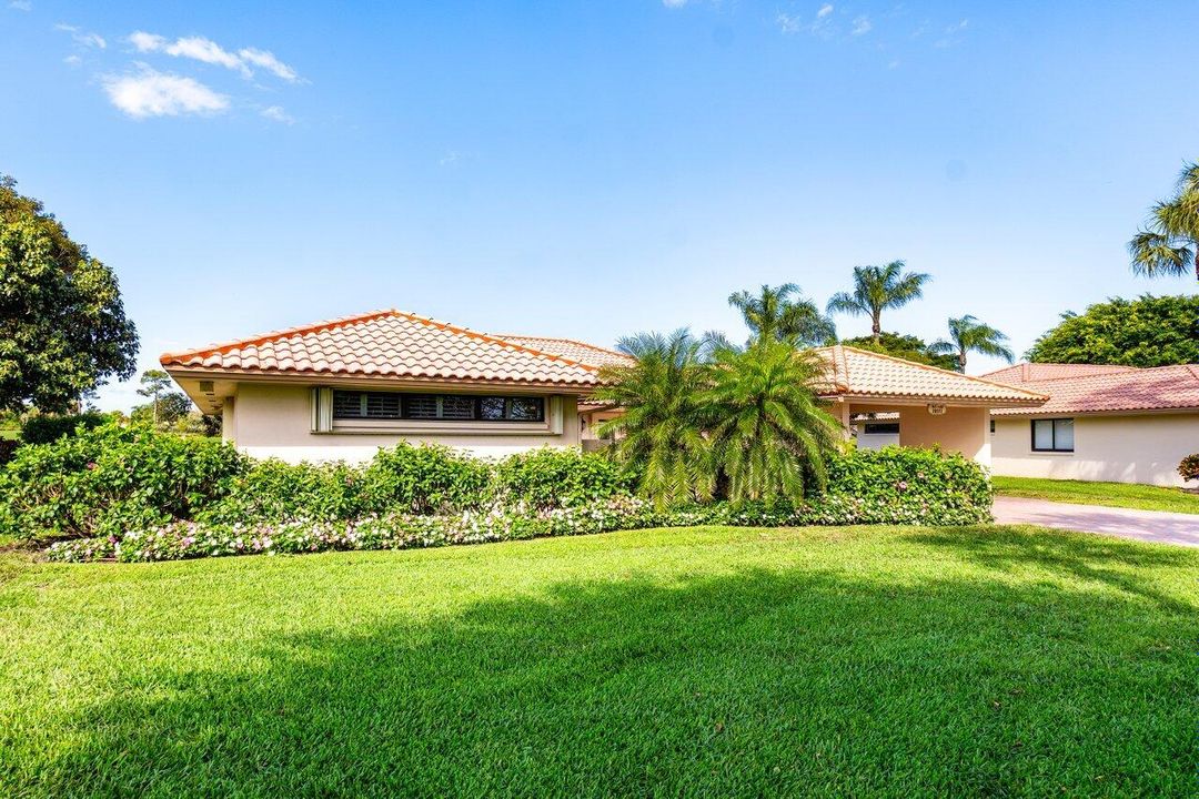 For Sale: $1,190,000 (3 beds, 2 baths, 2314 Square Feet)