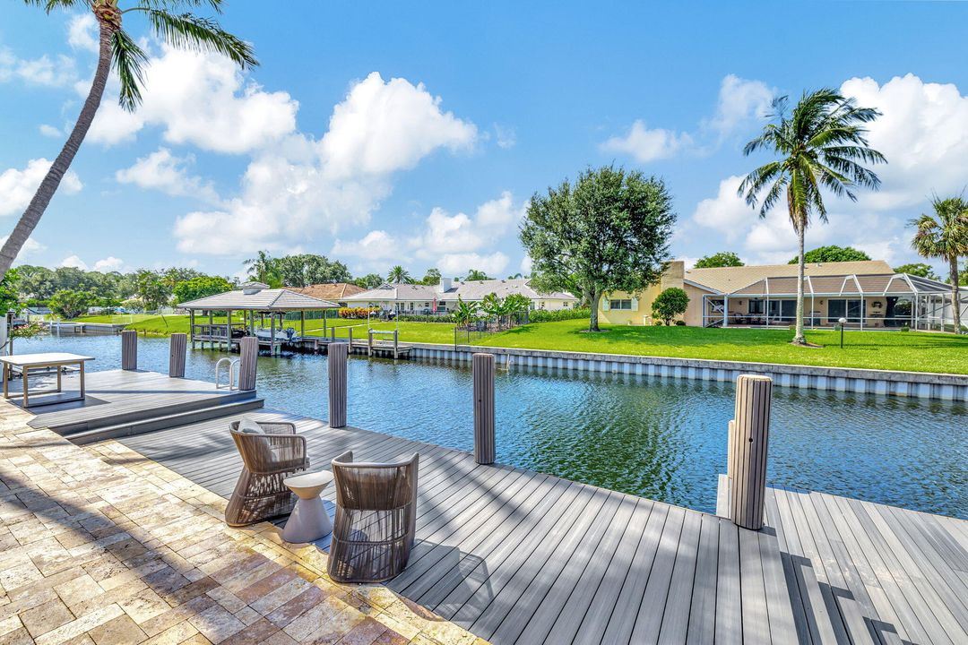 Active With Contract: $2,895,000 (6 beds, 4 baths, 4444 Square Feet)