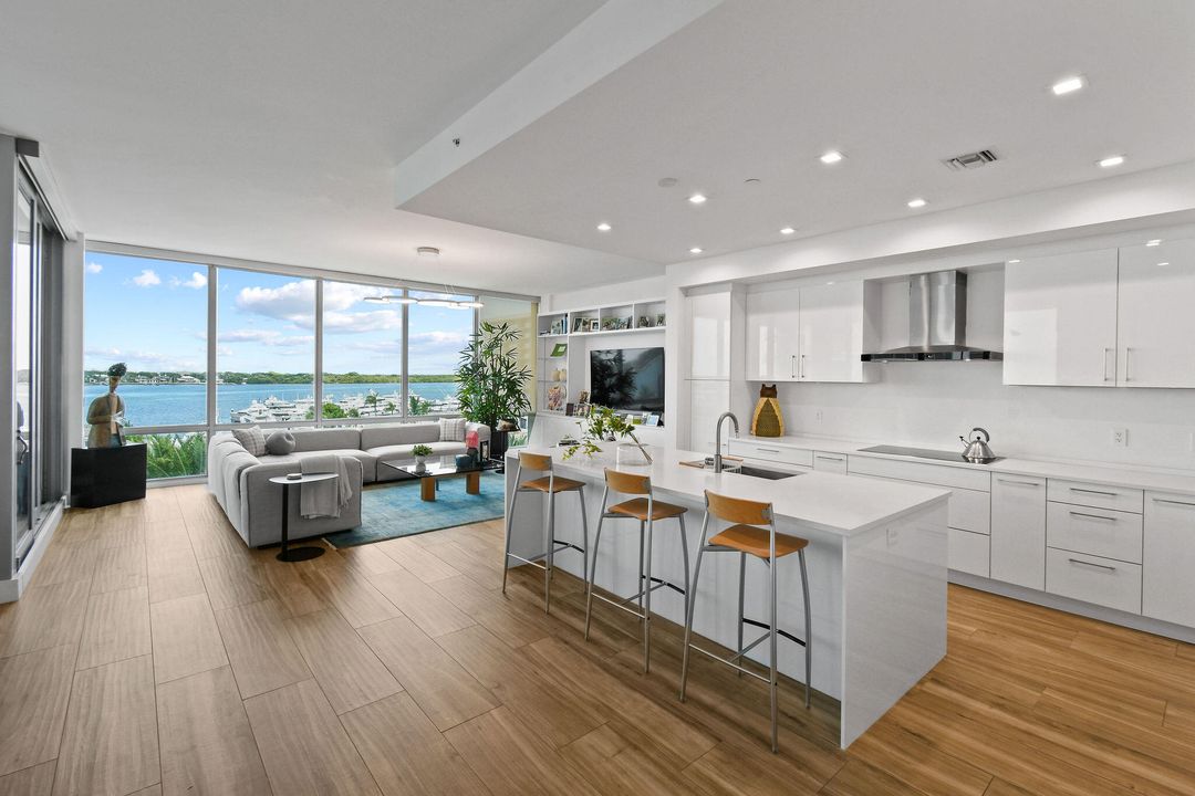 Active With Contract: $2,350,000 (3 beds, 3 baths, 2148 Square Feet)