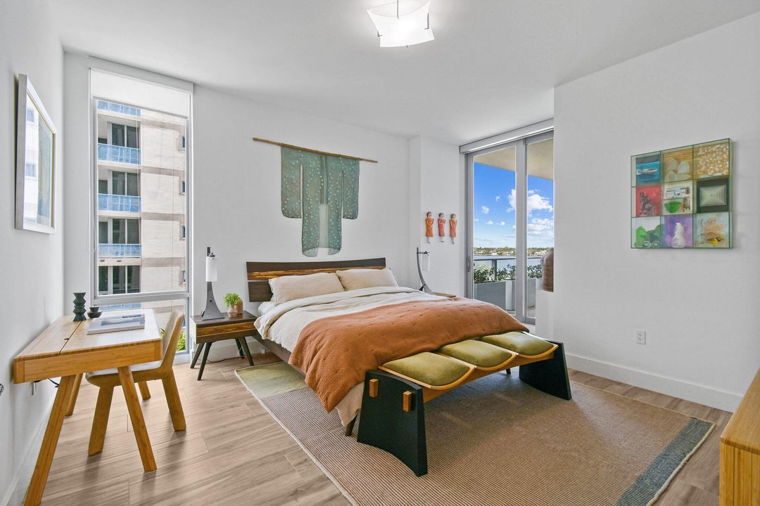 Active With Contract: $2,350,000 (3 beds, 3 baths, 2148 Square Feet)