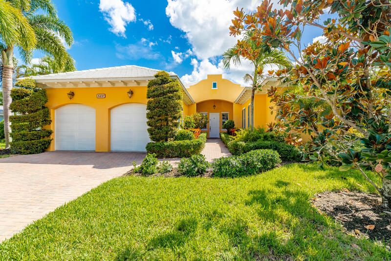 For Sale: $680,000 (4 beds, 4 baths, 2793 Square Feet)