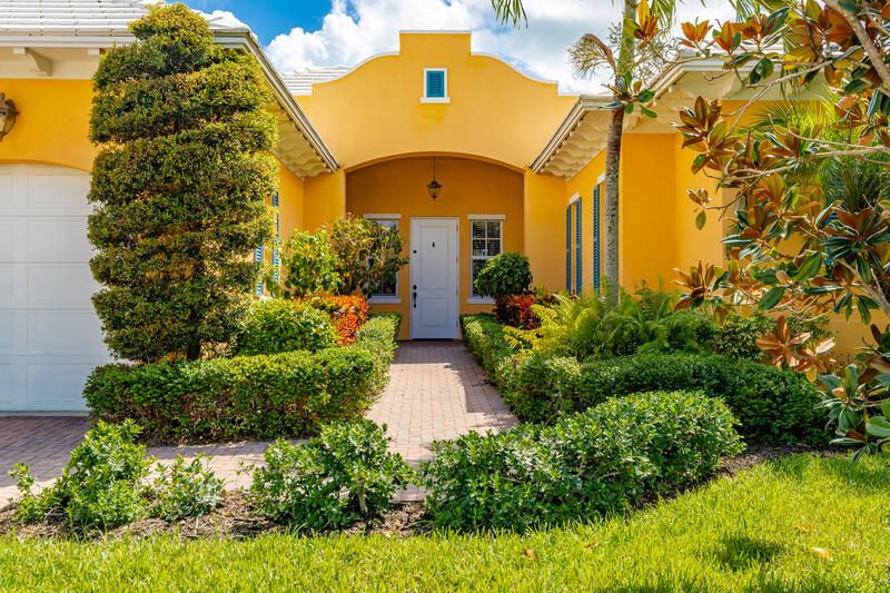 For Sale: $680,000 (4 beds, 4 baths, 2793 Square Feet)