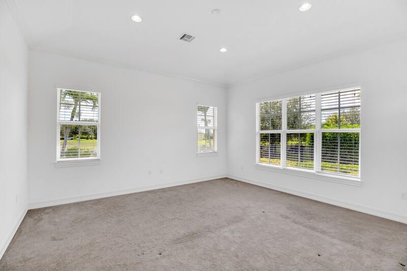 For Sale: $680,000 (4 beds, 4 baths, 2793 Square Feet)