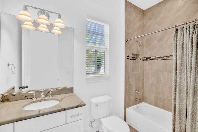 For Sale: $680,000 (4 beds, 4 baths, 2793 Square Feet)