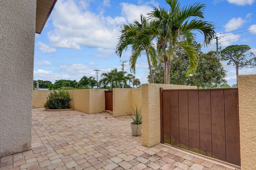 В аренду: $3,500 (2 спален, 2 ванн, 1044 Квадратных фут)