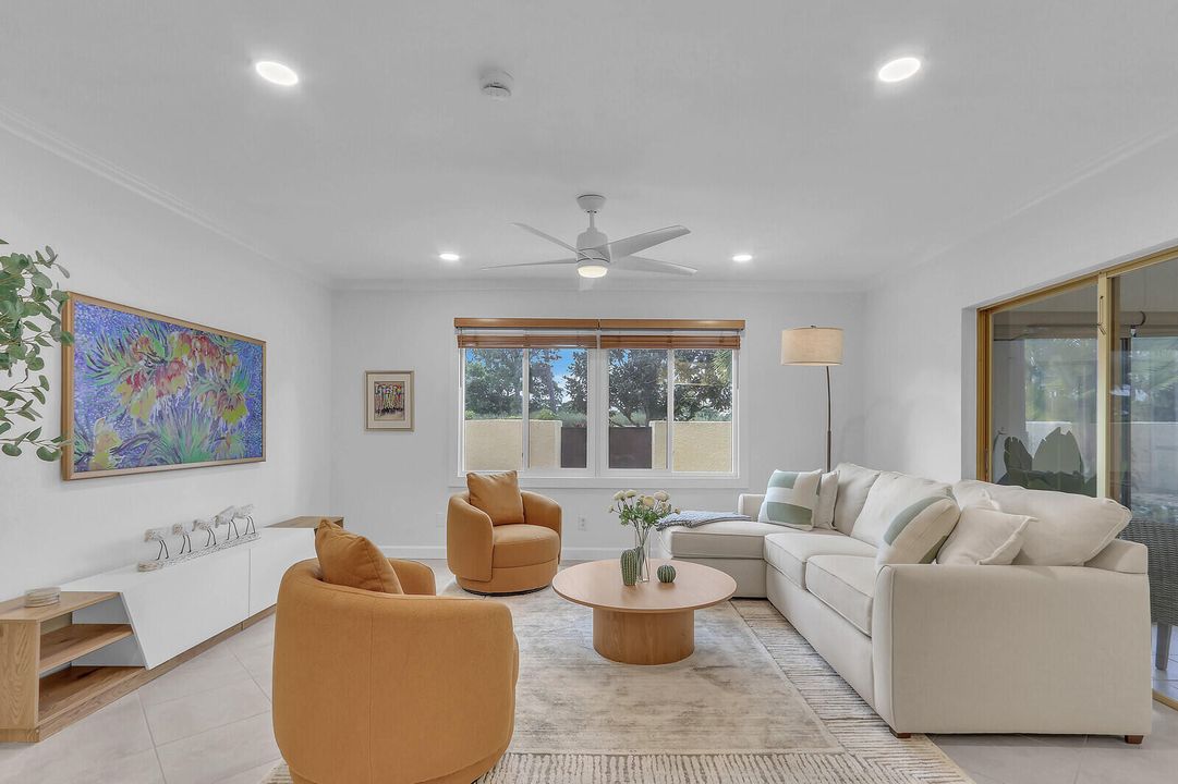 В аренду: $3,500 (2 спален, 2 ванн, 1044 Квадратных фут)