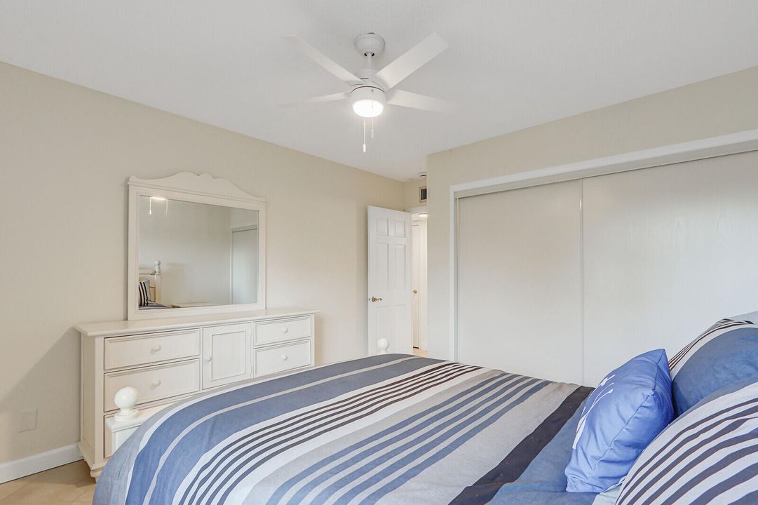 В аренду: $3,500 (2 спален, 2 ванн, 1044 Квадратных фут)