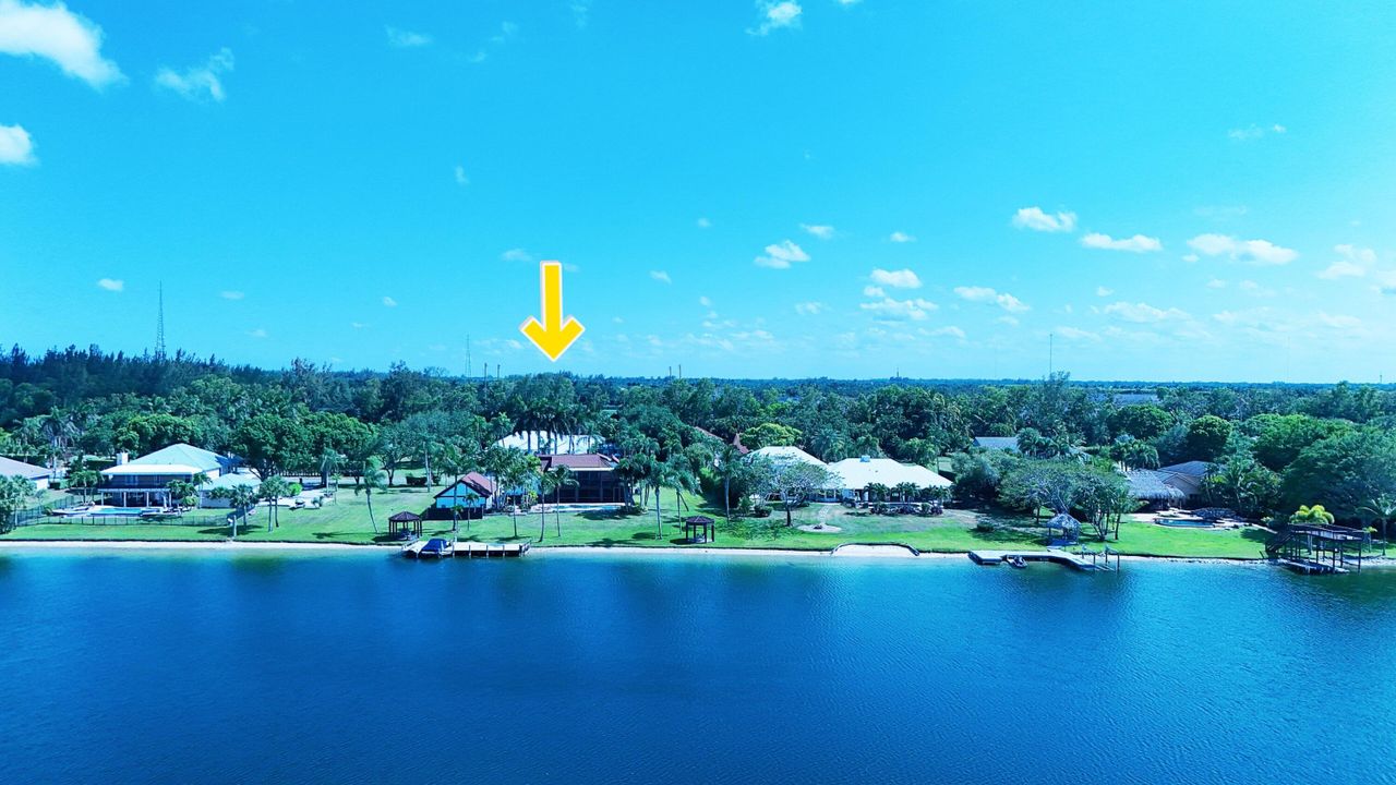 На продажу: $1,750,000 (3 спален, 2 ванн, 3187 Квадратных фут)