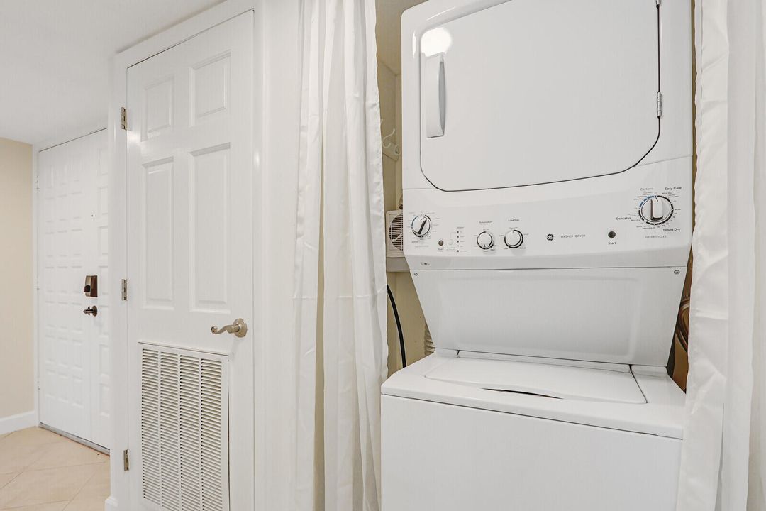 В аренду: $3,500 (2 спален, 2 ванн, 1044 Квадратных фут)