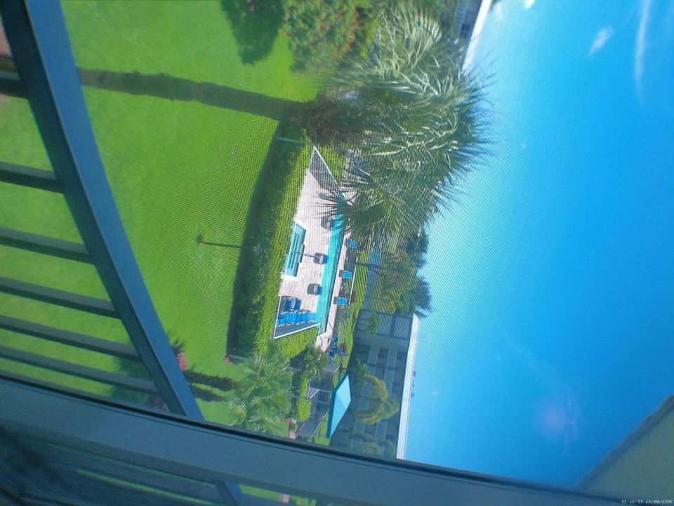 待售: $145,500 (1 贝兹, 1 浴室, 702 平方英尺)