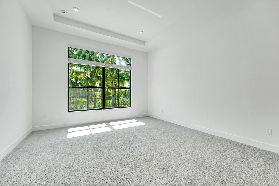 В аренду: $5,200 (4 спален, 4 ванн, 2600 Квадратных фут)