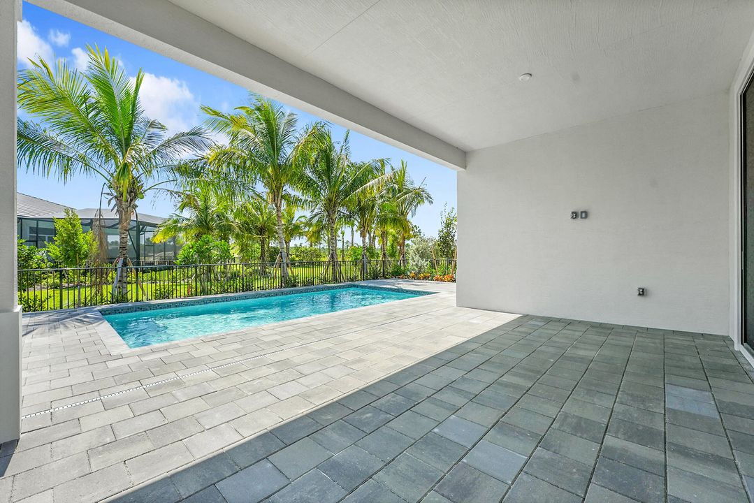 В аренду: $5,200 (4 спален, 4 ванн, 2600 Квадратных фут)