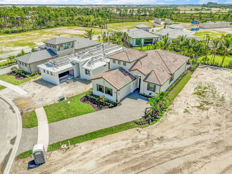 В аренду: $5,200 (4 спален, 4 ванн, 2600 Квадратных фут)