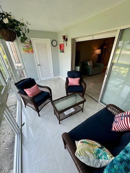 For Sale: $200,000 (2 beds, 2 baths, 1080 Square Feet)