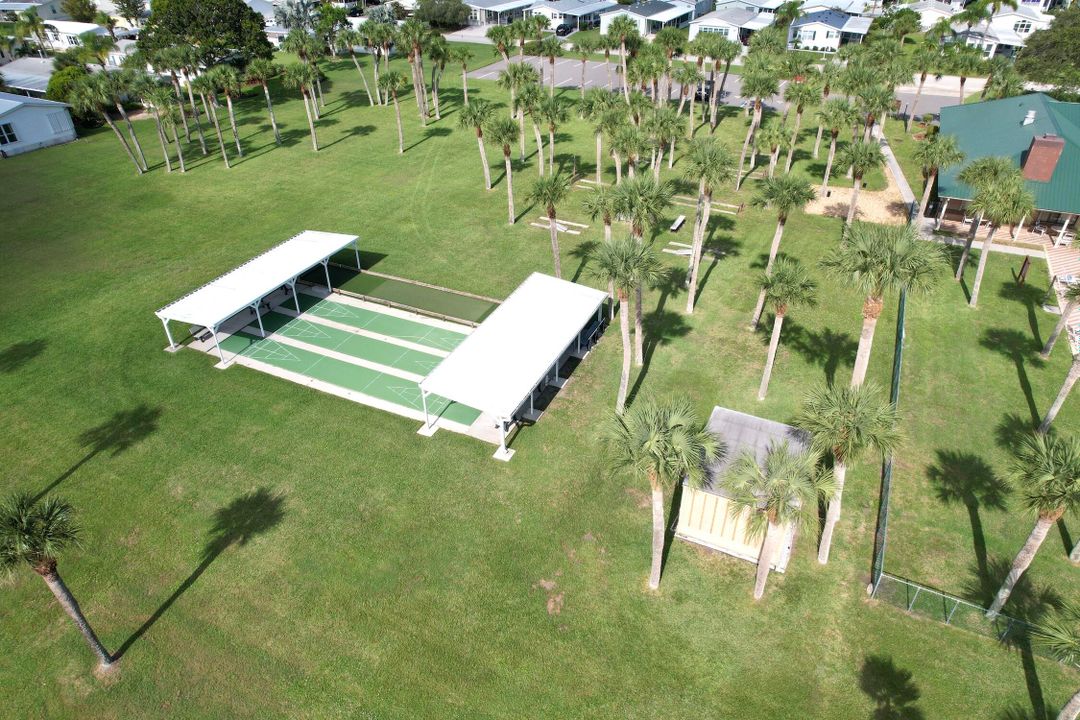 For Sale: $199,500 (2 beds, 2 baths, 1152 Square Feet)