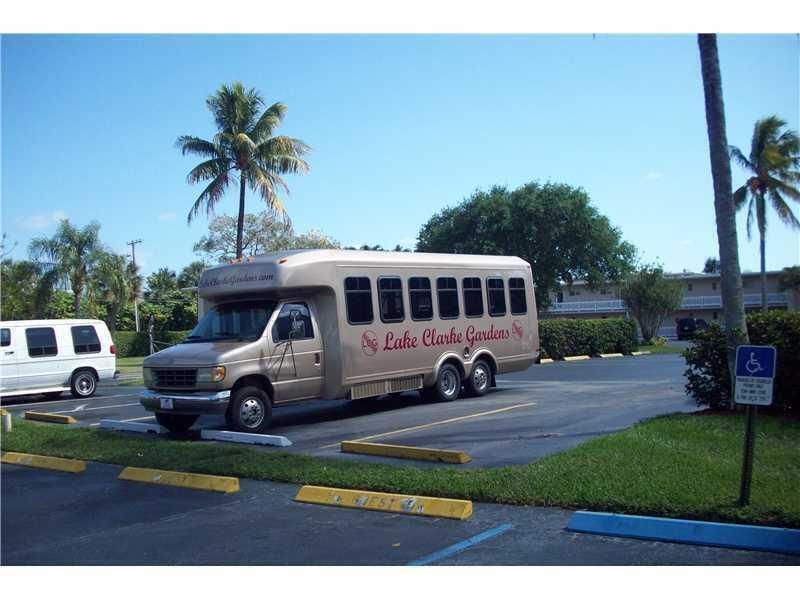 For Sale: $200,000 (2 beds, 2 baths, 1080 Square Feet)