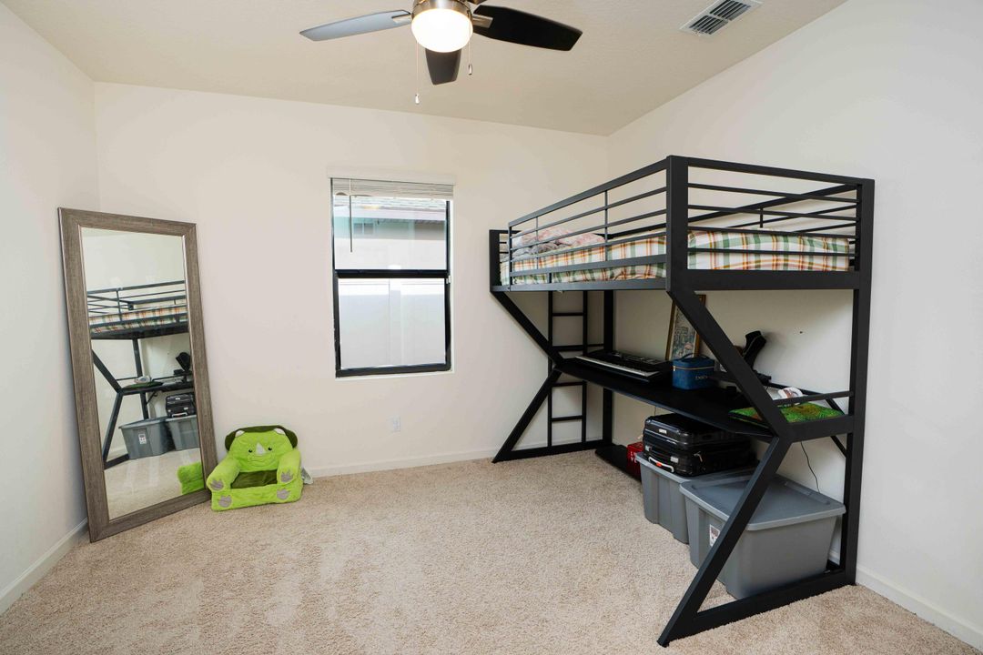 For Sale: $385,000 (4 beds, 2 baths, 1916 Square Feet)