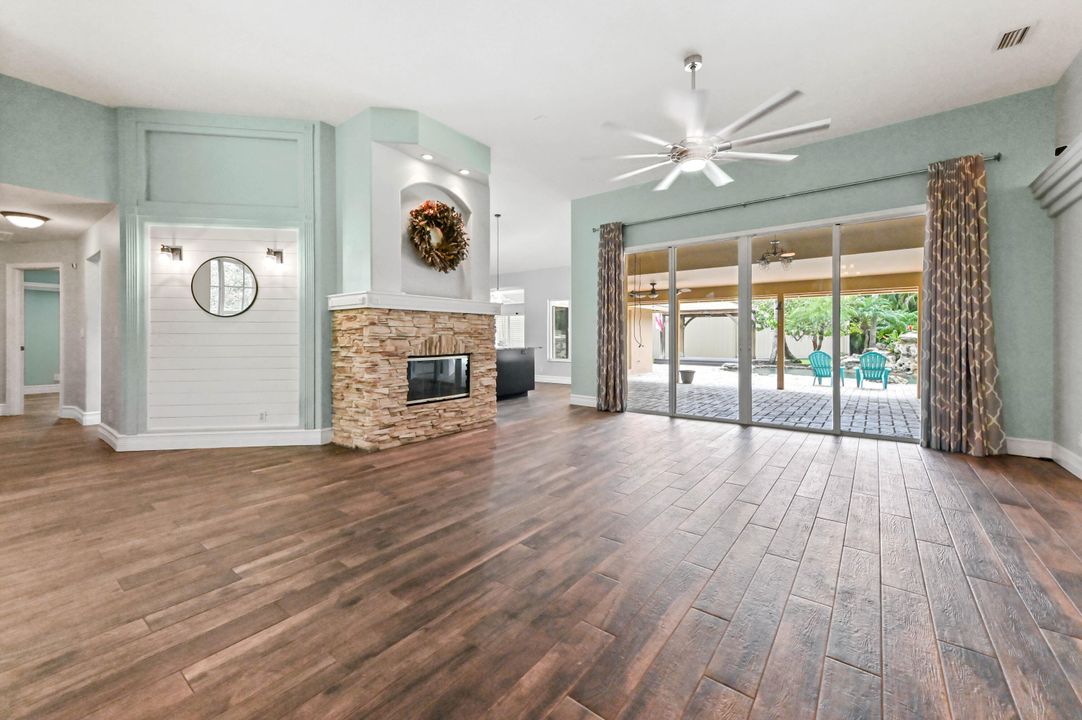 Active With Contract: $1,250,000 (4 beds, 3 baths, 2857 Square Feet)