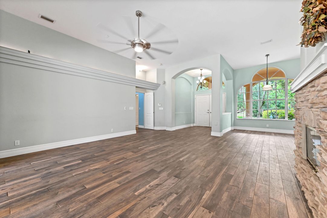 Active With Contract: $1,250,000 (4 beds, 3 baths, 2857 Square Feet)