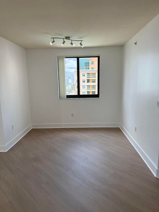 Active With Contract: $549,000 (3 beds, 2 baths, 1529 Square Feet)