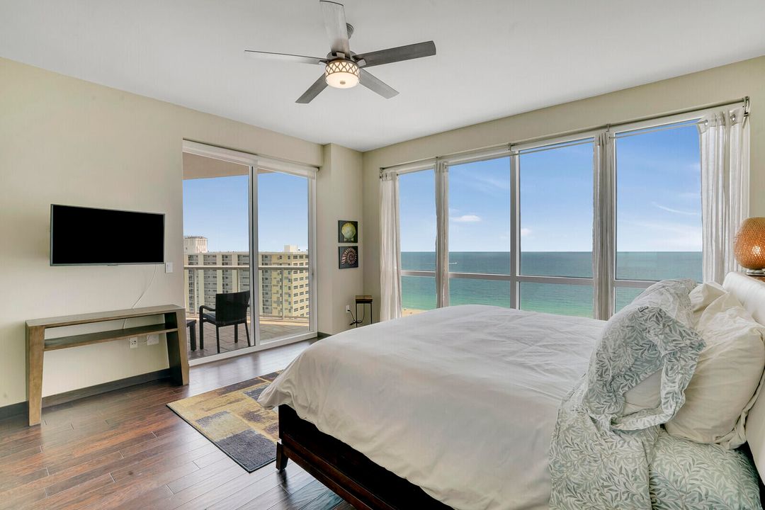 For Rent: $10,500 (3 beds, 3 baths, 2726 Square Feet)