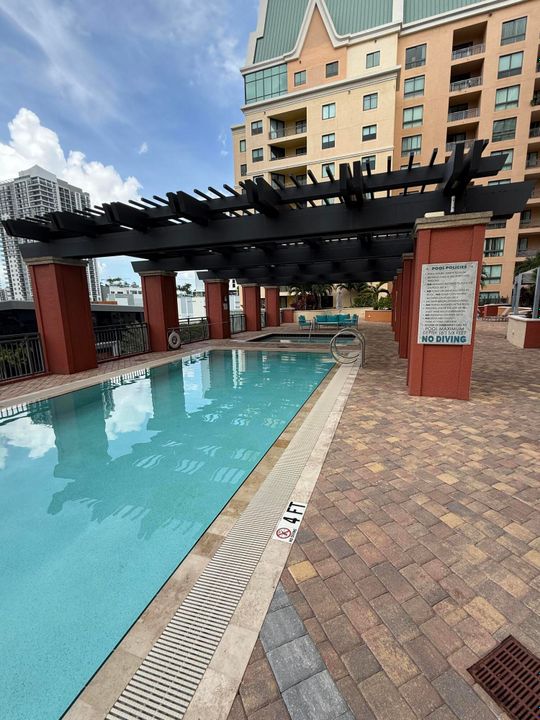 Active With Contract: $549,000 (3 beds, 2 baths, 1529 Square Feet)