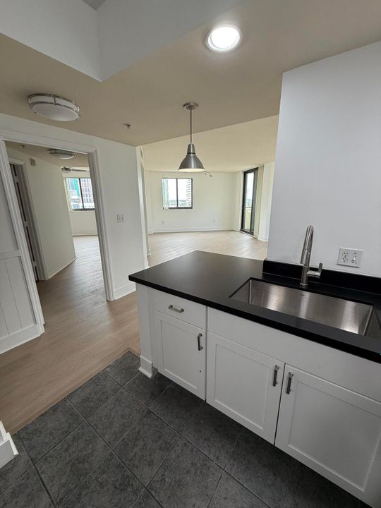 Active With Contract: $549,000 (3 beds, 2 baths, 1529 Square Feet)