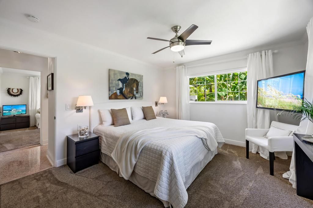 合同活跃: $1,500,000 (3 贝兹, 2 浴室, 2258 平方英尺)