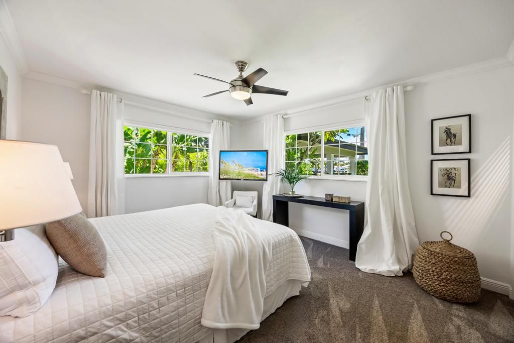 合同活跃: $1,500,000 (3 贝兹, 2 浴室, 2258 平方英尺)