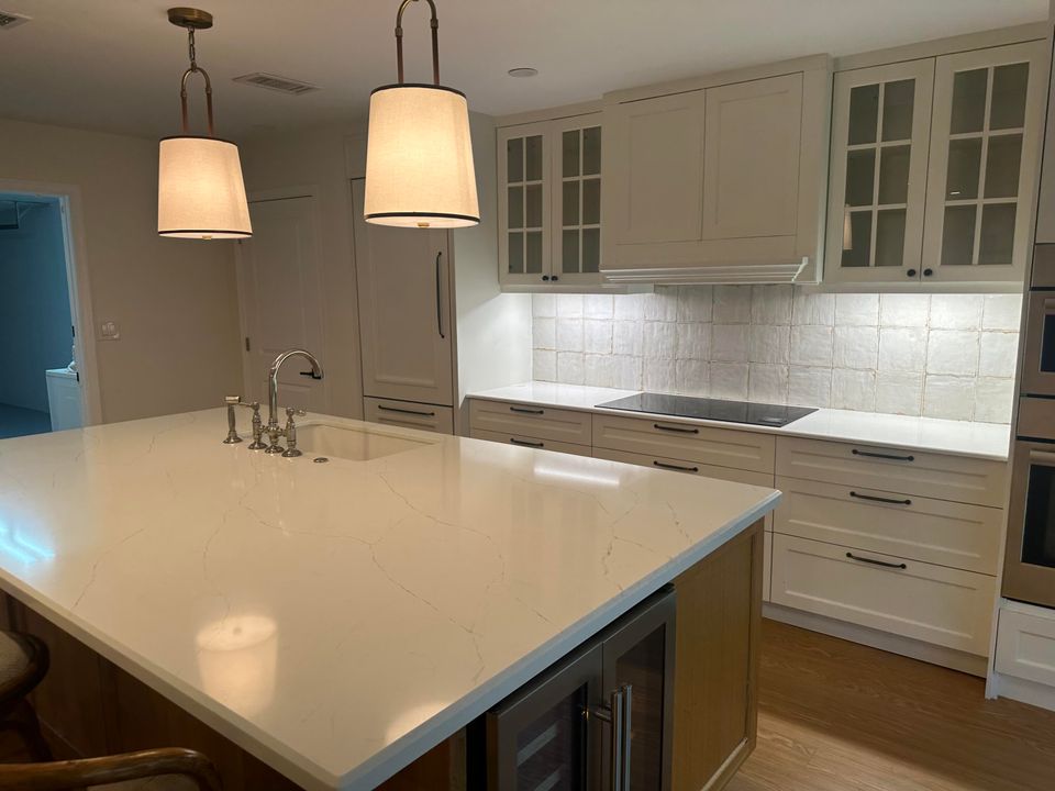 最近租的: $2,800 (2 贝兹, 2 浴室, 1424 平方英尺)