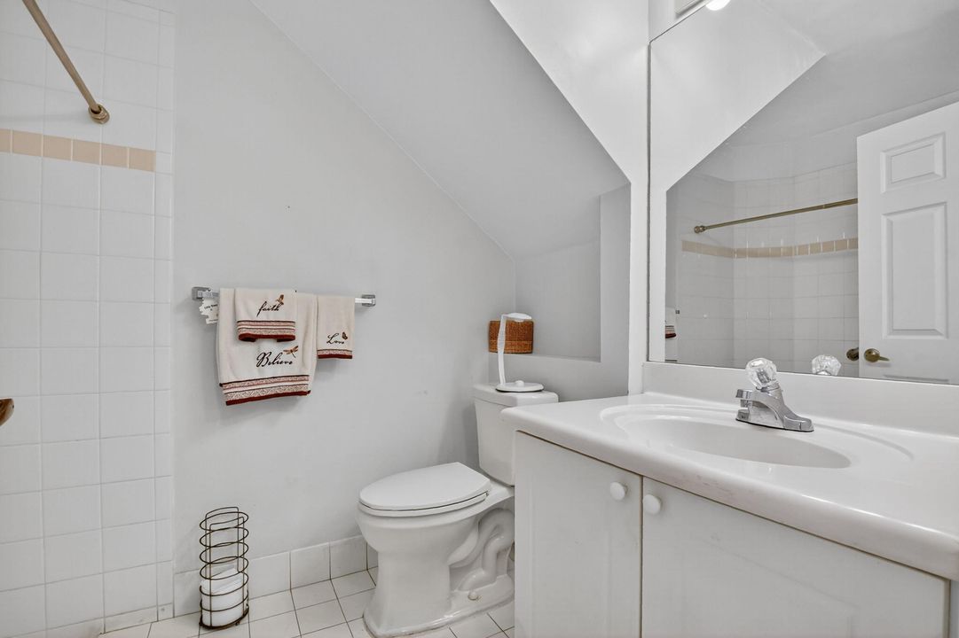 Activo con contrato: $619,900 (4 camas, 3 baños, 2667 Pies cuadrados)