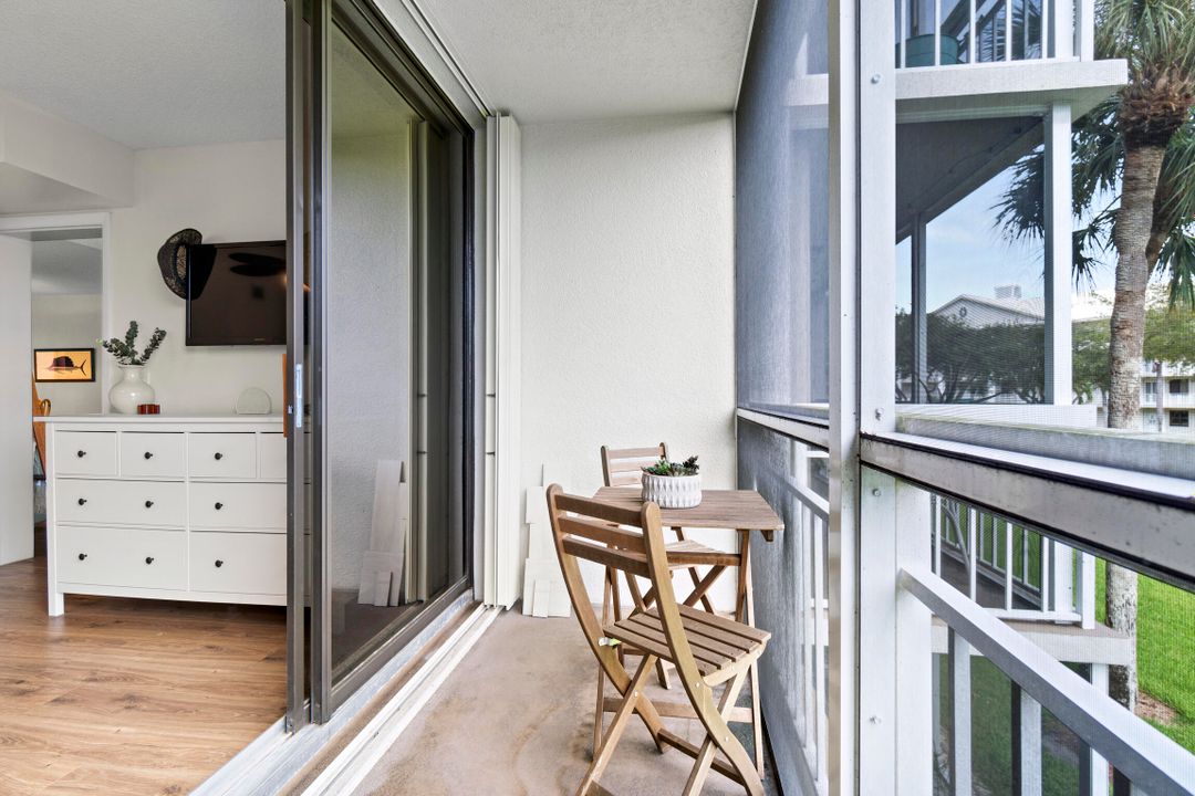 Activo con contrato: $274,000 (2 camas, 2 baños, 1385 Pies cuadrados)