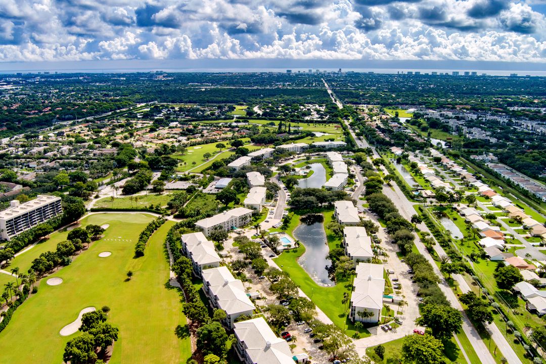 Activo con contrato: $274,000 (2 camas, 2 baños, 1385 Pies cuadrados)