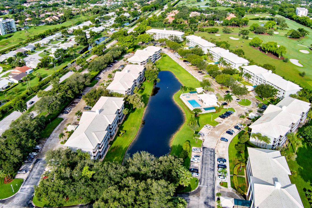 Activo con contrato: $274,000 (2 camas, 2 baños, 1385 Pies cuadrados)