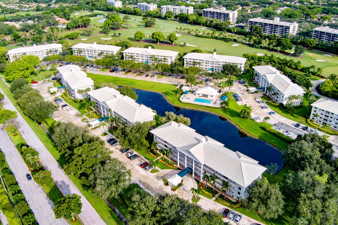 Activo con contrato: $274,000 (2 camas, 2 baños, 1385 Pies cuadrados)