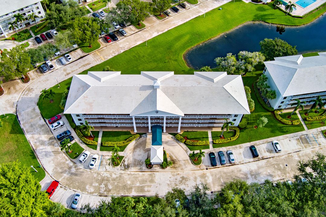 Activo con contrato: $274,000 (2 camas, 2 baños, 1385 Pies cuadrados)