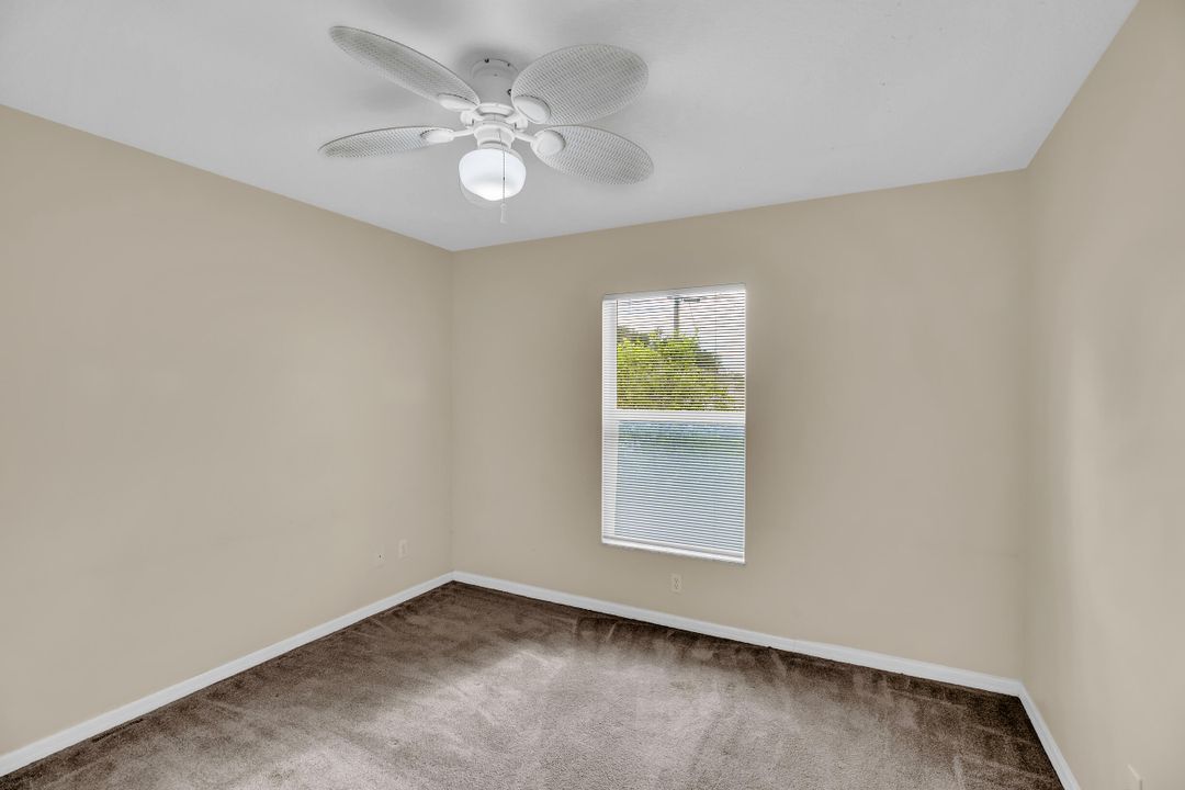 待售: $299,000 (3 贝兹, 2 浴室, 1324 平方英尺)