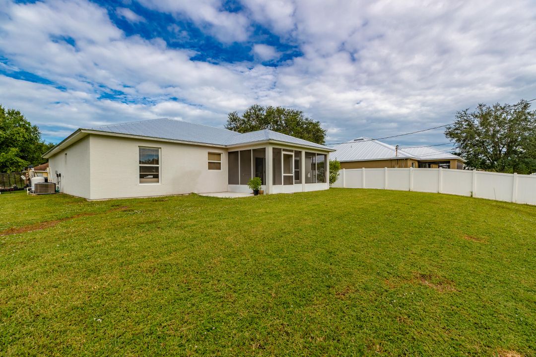 待售: $299,000 (3 贝兹, 2 浴室, 1324 平方英尺)