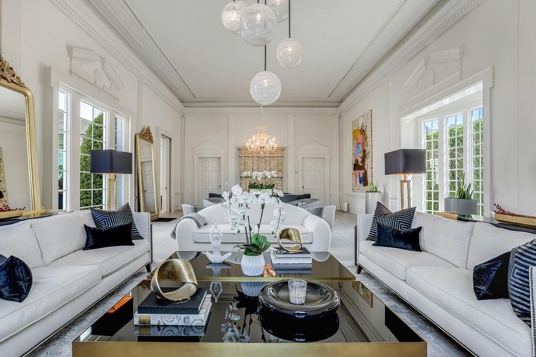 待售: $32,000,000 (4 贝兹, 4 浴室, 8733 平方英尺)