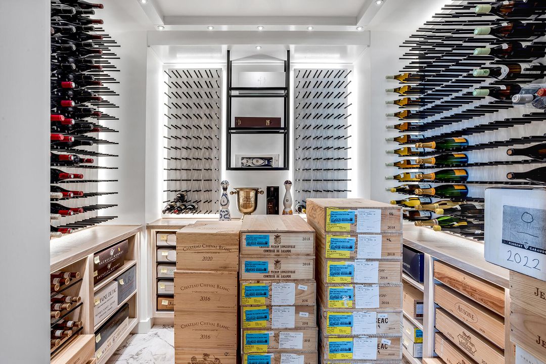 待售: $32,000,000 (4 贝兹, 4 浴室, 8733 平方英尺)