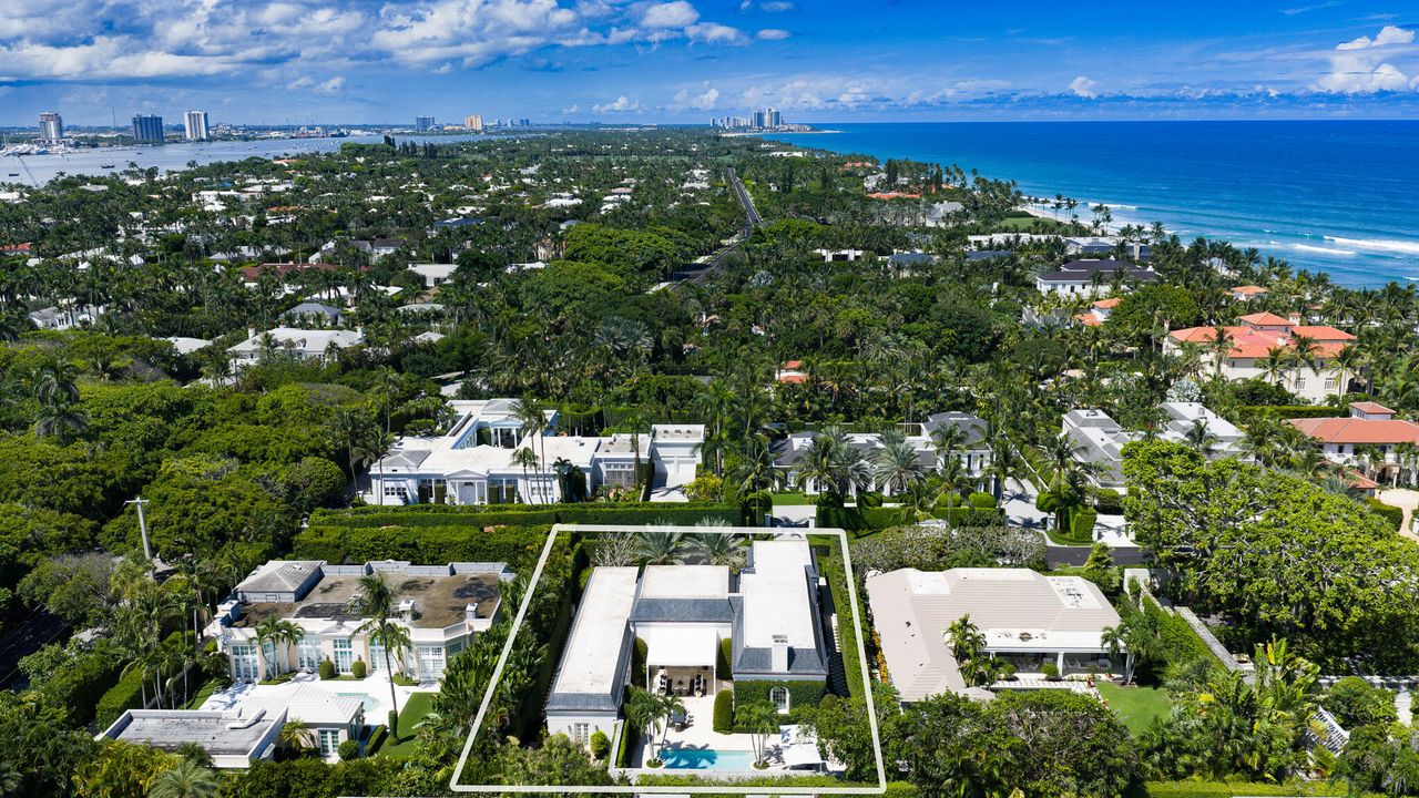 待售: $32,000,000 (4 贝兹, 4 浴室, 8733 平方英尺)