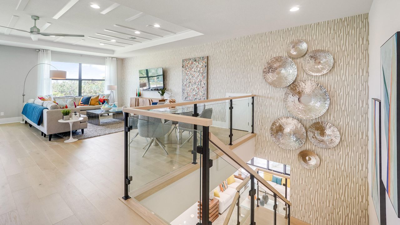 合同活跃: $2,835,915 (4 贝兹, 4 浴室, 4277 平方英尺)