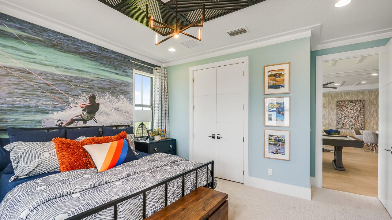 合同活跃: $2,835,915 (4 贝兹, 4 浴室, 4277 平方英尺)