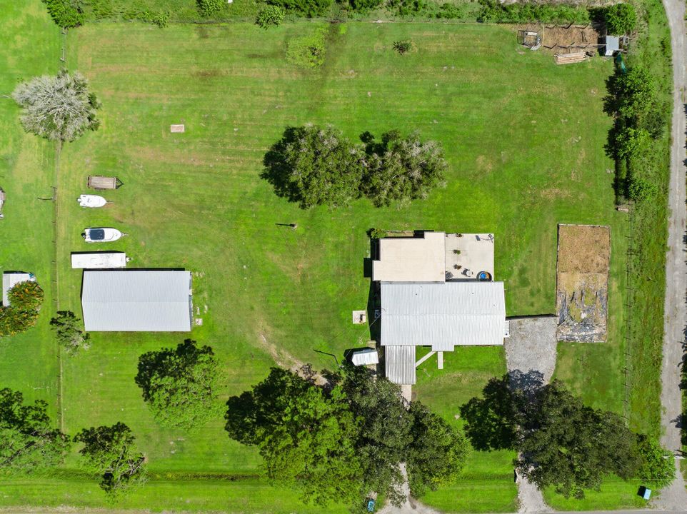 For Sale: $595,000 (5 beds, 3 baths, 3194 Square Feet)