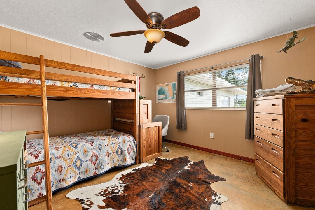 For Sale: $595,000 (5 beds, 3 baths, 3194 Square Feet)