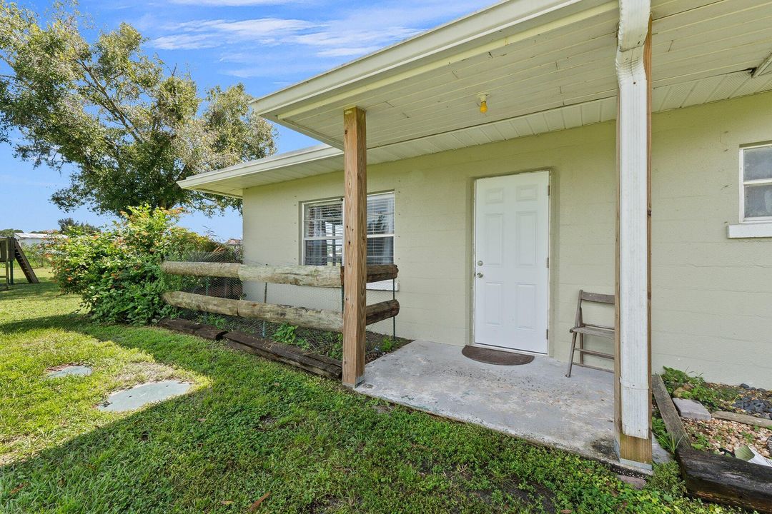 For Sale: $595,000 (5 beds, 3 baths, 3194 Square Feet)