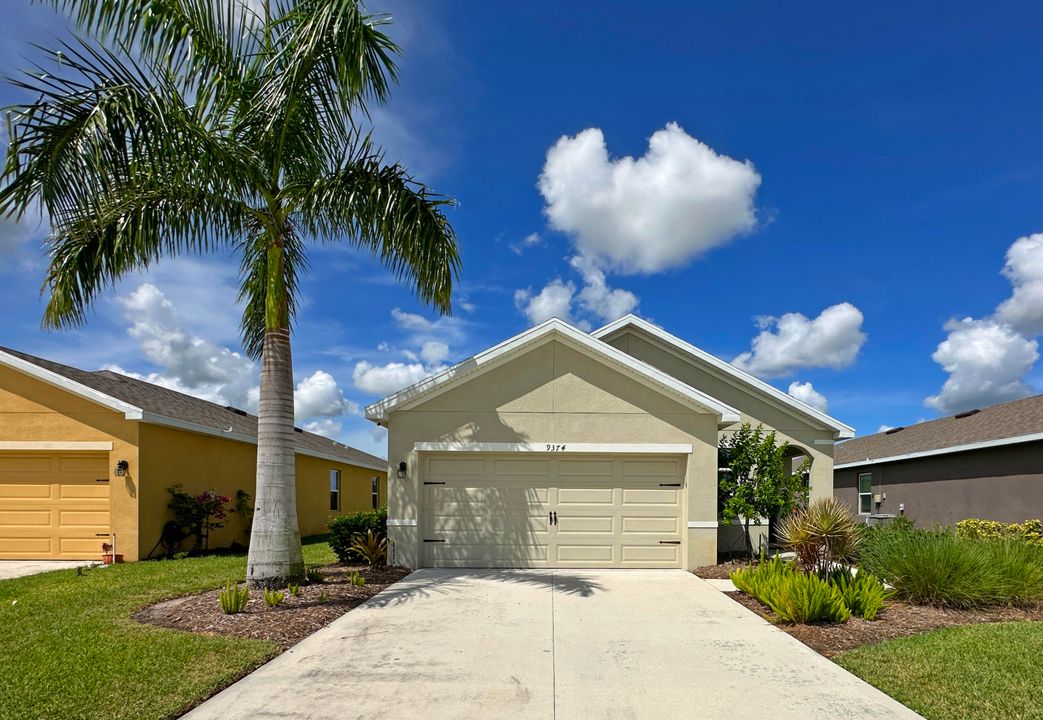 Recently Sold: $364,900 (3 beds, 2 baths, 1517 Square Feet)