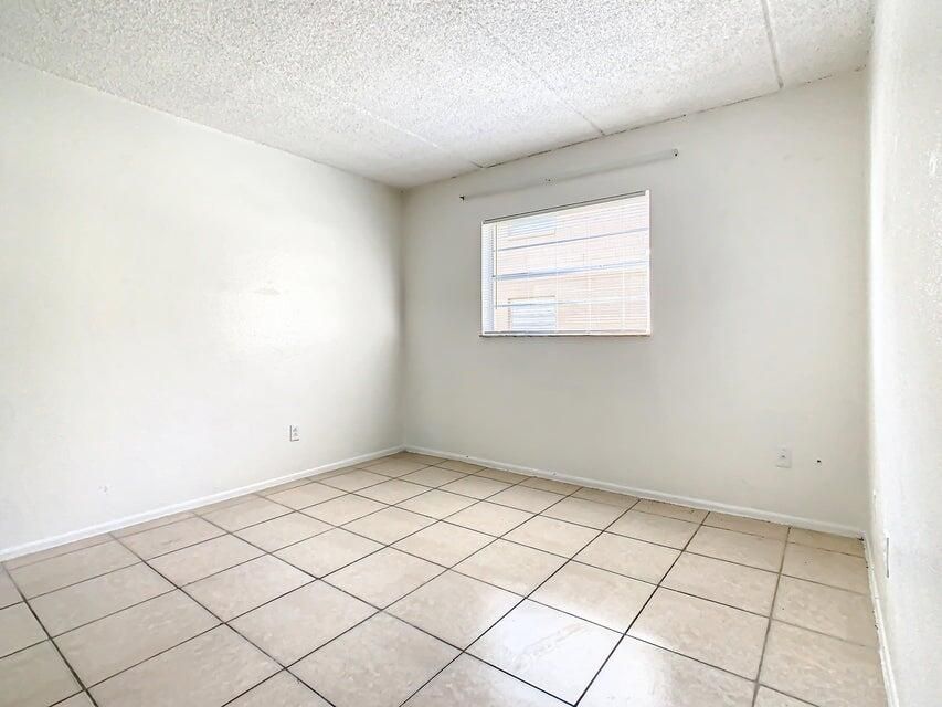 En Renta: $1,235 (2 camas, 1 baños, 784 Pies cuadrados)